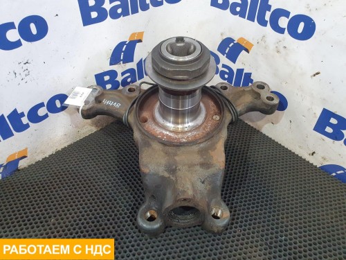 Кулак поворотный правый